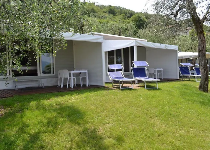 キャンプ場 D' Oro Torri トッリ・デル・ベーナコ