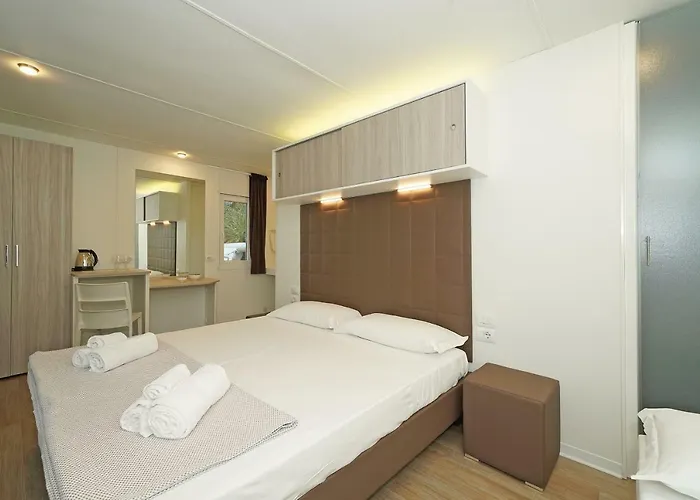 キャンプ場 D' Oro Torri トッリ・デル・ベーナコ