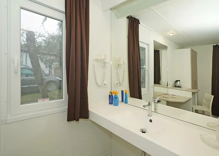 D' Oro Torri キャンプ場 トッリ・デル・ベーナコ