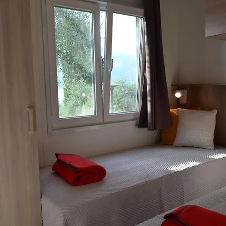 Kamp alanı D' Oro Torri Torri Del Benaco