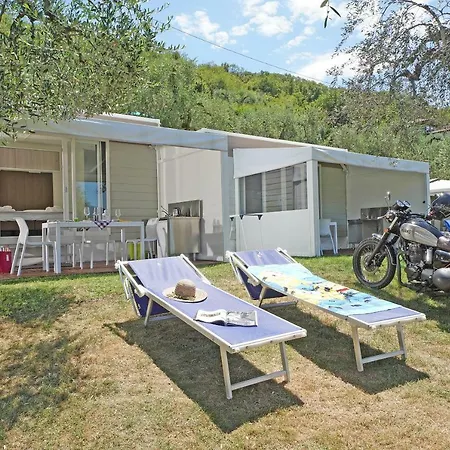 D' Oro Torri Torri Del Benaco